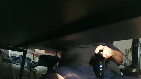 Snapshot of daddys_belthand chatting on November 12, 2025, 1:11 pm daddys_belthand online show from November 12, 2025, 1:11 pm