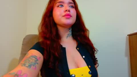 Valen online show from October 6, 2025, 4:21 am