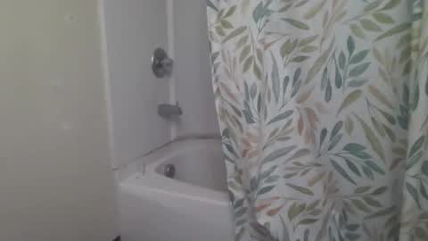 fairylee21 online show from April 4, 2026, 4:48 pm