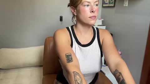 Snapshot of daddysfav_xx chatting on September 8, 2025, 6:29 pm princess online show from September 8, 2025, 6:29 pm