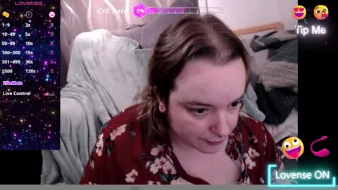 Snapshot of daddysgirlcanada chatting on November 18, 2025, 9:03 am Leah Wilde online show from November 18, 2025, 9:03 am