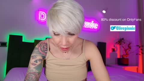 daddyspixxie online show from April 10, 2026, 6:12 pm