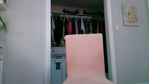 Snapshot of daddyunlocked1 chatting on February 5, 2026, 4:00 pm daddyunlocked1 online show from February 5, 2026, 4:00 pm