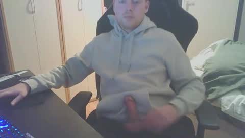 Dae5 online show from December 22, 2025, 6:49 pm