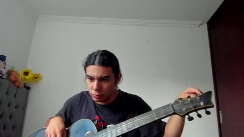 Snapshot of daemon_txuspunk chatting on December 4, 2024, 9:24 pm DAEMON online show from December 4, 2024, 9:24 pm