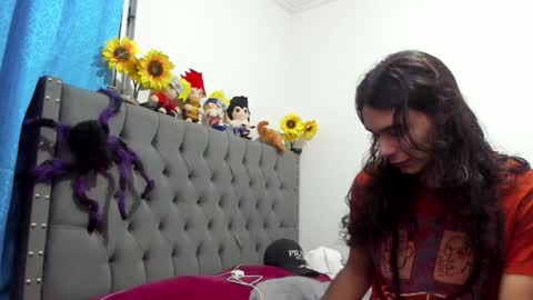 Snapshot of daemon_txuspunk chatting on December 13, 2024, 1:59 am DAEMON online show from December 13, 2024, 1:59 am