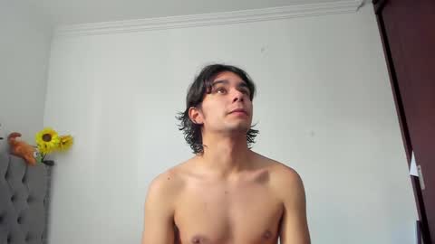 Snapshot of daemon_txuspunk chatting on December 18, 2024, 8:03 pm DAEMON online show from December 18, 2024, 8:03 pm