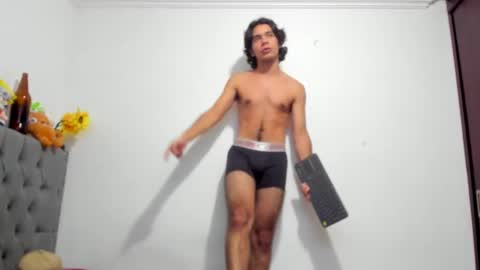 Snapshot of daemon_txuspunk chatting on January 11, 2025, 12:44 am DAEMON online show from January 11, 2025, 12:44 am