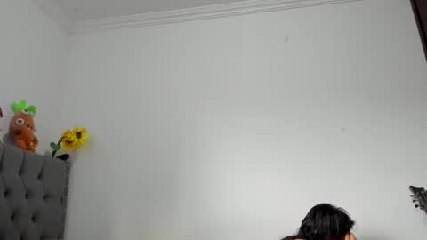 Snapshot of daemon_txuspunk chatting on January 21, 2025, 10:19 pm DAEMON online show from January 21, 2025, 10:19 pm