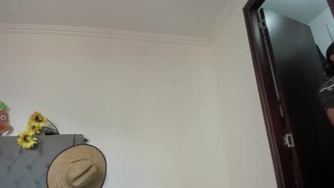 Snapshot of daemon_txuspunk chatting on September 14, 2025, 7:02 pm DAEMON online show from September 14, 2025, 7:02 pm