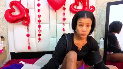 daffnelewis online show from February 17, 2026, 11:18 am