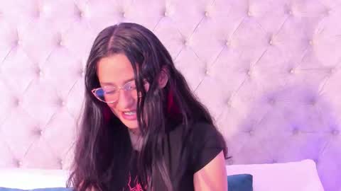 dafne_bss online show from March 11, 2026, 5:35 am
