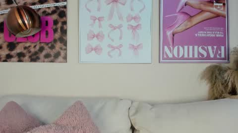 Snapshot of dafne_hillss chatting on June 27, 2026, 11:15 am dafne_hillss online show from June 27, 2026, 11:15 am