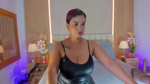 Snapshot of dafnecox chatting on June 22, 2026, 11:07 am dafnecox online show from June 22, 2026, 11:07 am