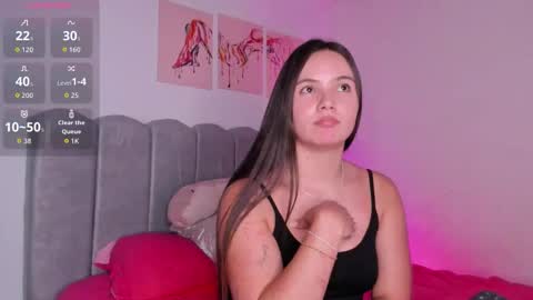 Snapshot of dafnevega chatting on November 19, 2025, 10:10 pm Dafne online show from November 19, 2025, 10:10 pm