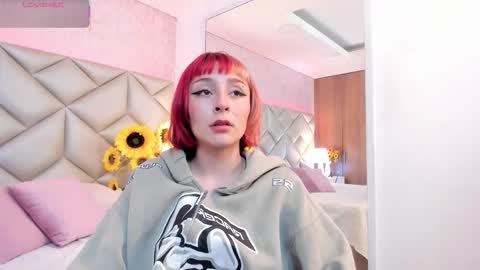 Snapshot of dafnne_hall chatting on November 29, 2025, 4:15 am Dafnne online show from November 29, 2025, 4:15 am