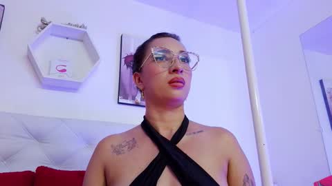 Dagny  online show from March 18, 2026, 4:04 am