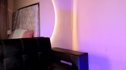 Snapshot of dahianfox8 chatting on September 10, 2025, 11:10 am Dahian Fox online show from September 10, 2025, 11:10 am