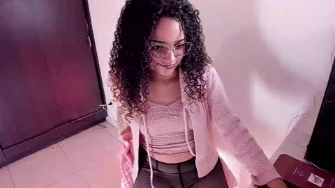 Snapshot of dahliabrowniee chatting on October 2, 2025, 5:25 am Dahli online show from October 2, 2025, 5:25 am