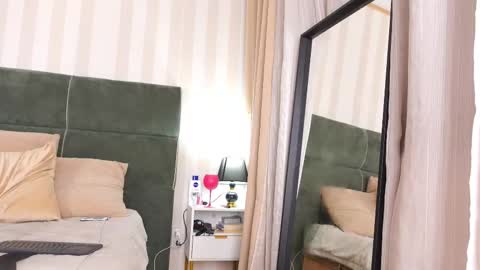 Snapshot of dahliaroses chatting on October 30, 2025, 2:02 am Dahlia Rose online show from October 30, 2025, 2:02 am