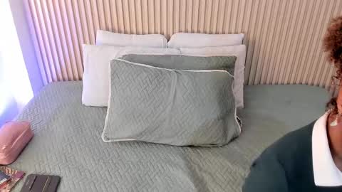 Daiana online show from September 22, 2025, 8:11 pm