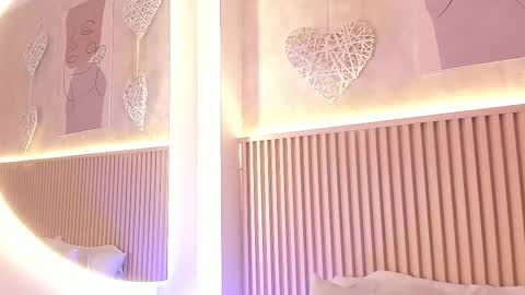 Daiana online show from October 5, 2025, 7:34 pm