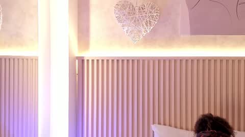 Daiana online show from October 12, 2025, 7:24 pm