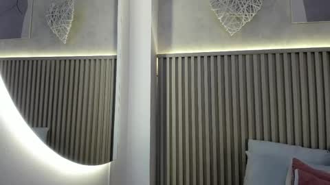 Daiana online show from April 14, 2026, 7:20 pm