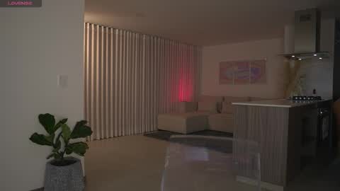 Snapshot of daihanwatson_ chatting on October 2, 2025, 1:23 am Dai independent online show from October 2, 2025, 1:23 am