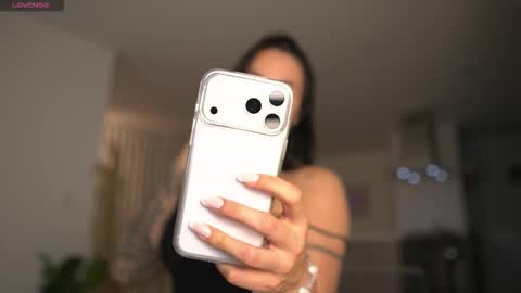 Snapshot of daihanwatson_ chatting on October 14, 2025, 1:06 am Dai independent online show from October 14, 2025, 1:06 am