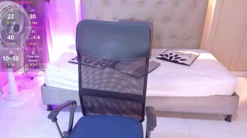 daiisy_kiss online show from January 13, 2026, 12:32 pm