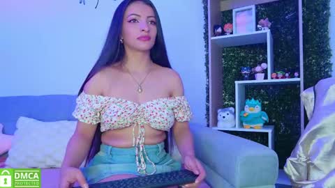 Snapshot of dainty_angel_ chatting on March 8, 2025, 1:47 pm Angel online show from March 8, 2025, 1:47 pm