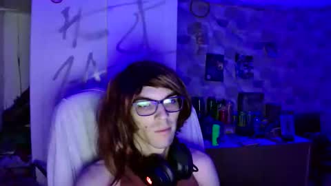 dairaxsissy00 online show from September 28, 2025, 10:26 pm