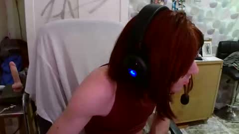 dairaxsissy00 online show from October 2, 2025, 6:26 pm