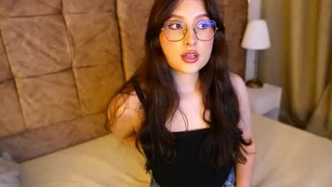 Lauren            online show from April 3, 2026, 3:59 am