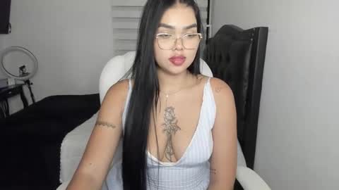 Snapshot of daisy_20x_ chatting on February 23, 2026, 8:12 am I am Daisy online show from February 23, 2026, 8:12 am