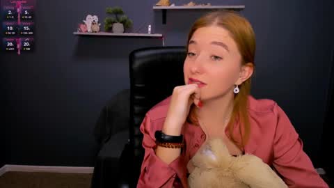 Little Di online show from December 10, 2024, 4:24 am