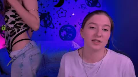 Snapshot of daisy_candy chatting on May 17, 2026, 4:32 am Little Di online show from May 17, 2026, 4:32 am