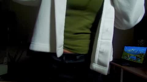 Snapshot of daisy_dove chatting on July 6, 2026, 4:42 pm Daisy online show from July 6, 2026, 4:42 pm