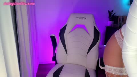 Daisy online show from January 1, 2025, 2:09 am