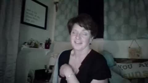 Snapshot of daisylays chatting on January 16, 2025, 7:38 am daisy online show from January 16, 2025, 7:38 am