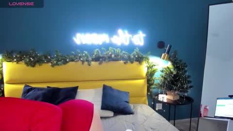 daisymellifluous online show from January 6, 2026, 1:31 am