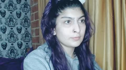    --  -- help me reach 100 hands up  online show from February 13, 2025, 1:40 am