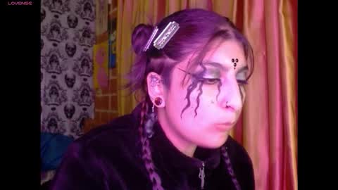    --  -- help me reach 100 hands up  online show from November 1, 2025, 5:09 am