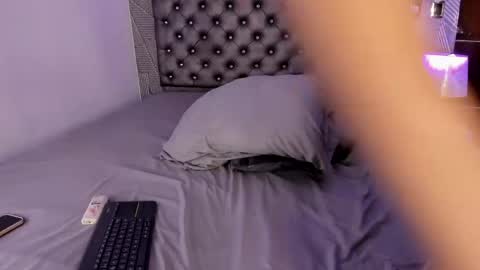 dakiradoll online show from June 3, 2026, 2:19 pm