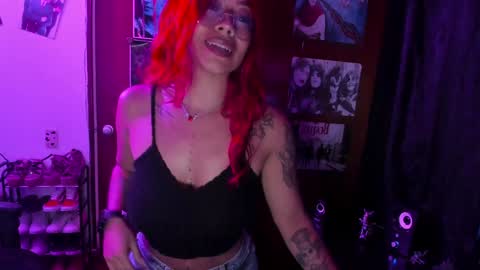 Snapshot of dakota_crab chatting on December 15, 2024, 2:08 am Dakota Crab online show from December 15, 2024, 2:08 am