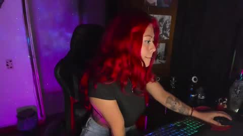 Snapshot of dakota_crab chatting on February 21, 2025, 12:05 am Dakota Crab online show from February 21, 2025, 12:05 am