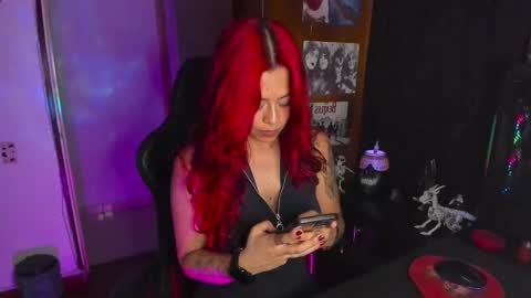 Snapshot of dakota_crab chatting on February 27, 2025, 10:53 pm Dakota Crab online show from February 27, 2025, 10:53 pm