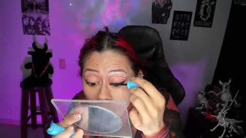 Snapshot of dakota_crab chatting on November 21, 2025, 11:47 pm Dakota Crab online show from November 21, 2025, 11:47 pm