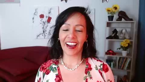 Snapshot of dakota_jobs chatting on November 4, 2025, 9:47 pm Dakota Jobs online show from November 4, 2025, 9:47 pm